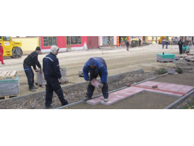 Nastavljeni radovi na parternom uređenju Pećinaca